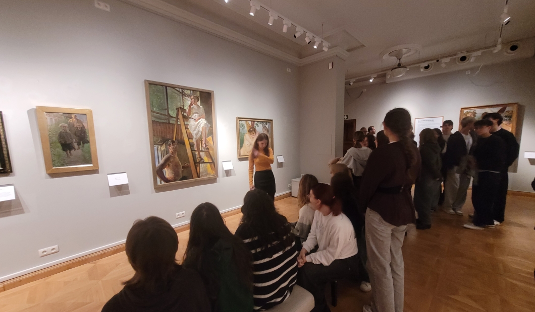 Klasy architektoniczne na warsztatach i wystawie obrazów Jacka Malczewskiego