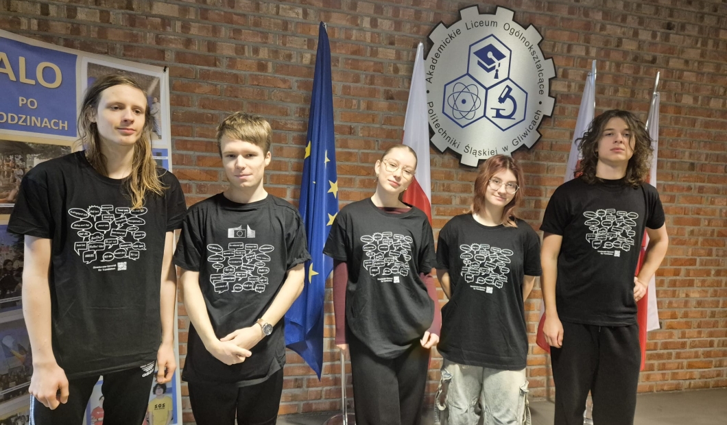 Michał Stelmach z klasy 3b wyróżniony w konkursie młodych tłumaczy Juvenes Translatores!