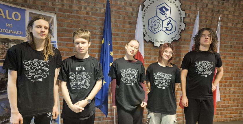 Michał Stelmach z klasy 3b wyróżniony w konkursie młodych tłumaczy Juvenes Translatores!