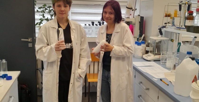 Z chemią za pan brat nawet w wakacje!